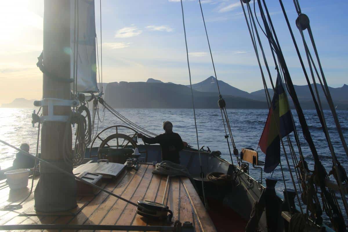 Tecla Sailing Expeditions Tecla Sailing Expeditions