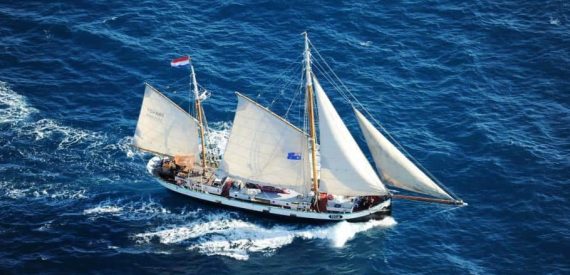 Sailing Holidays on Tecla with Classic Sailing