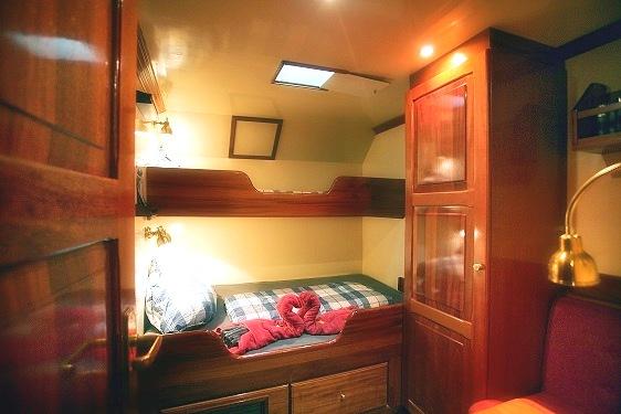 Eye of the wind cosy guest cabin. Adventure sailing holidays