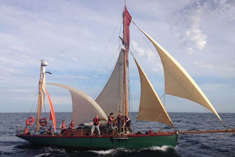 "Moosk Gaff Yawl under sail"