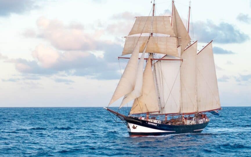 Sail on Oosterschelde with Classic Sailing